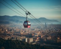Verken Barcelona vanuit de Hoogte: Tour naar het Kasteel van Montjuic & Kabelbaan